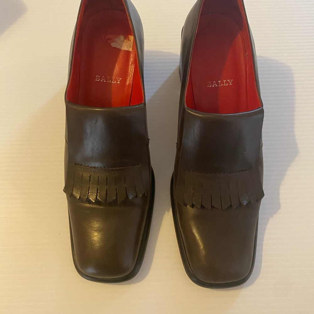 Bally Women’s Vanasca Loafer 8.5 Brown Heels 39